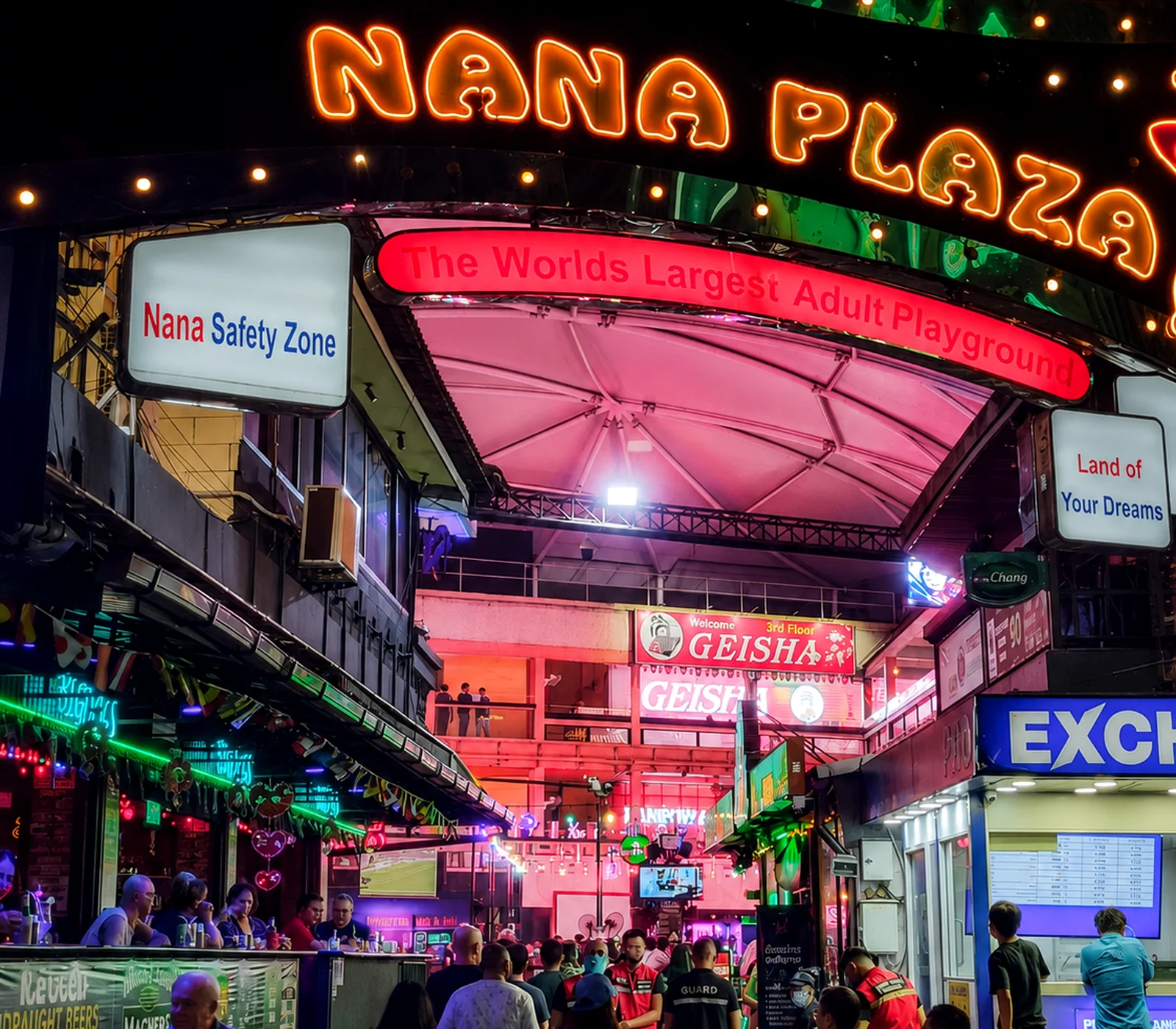 Nana Plaza